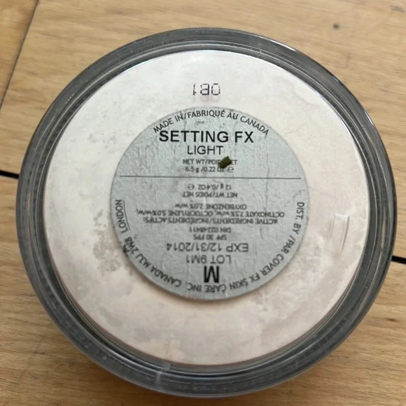 Cover FX - Picture 7 of 13